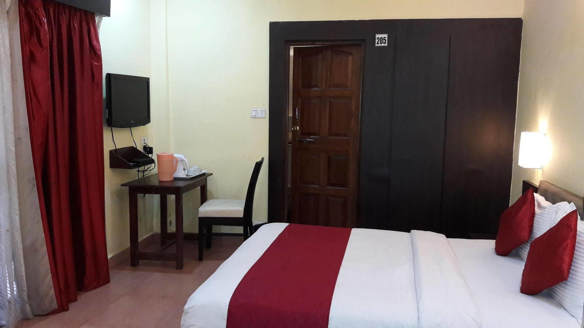 De Sai Palace Calangute Zewnętrze zdjęcie